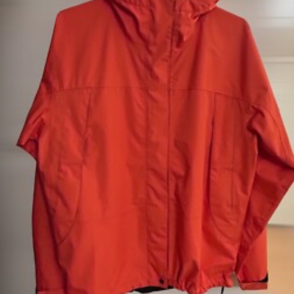 LL BEAN rain jacket coral orange cinched hooded super nice size medium - Picture 2 of 5
